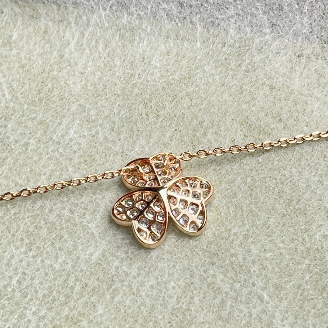 [Elowen jewels ]FLOWER DIAMOND NECKLACE