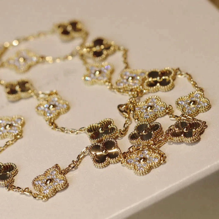 [Elowen jewels ]CLOVER 20 MOTIVE LASER-DIAMANT-HALSKETTE