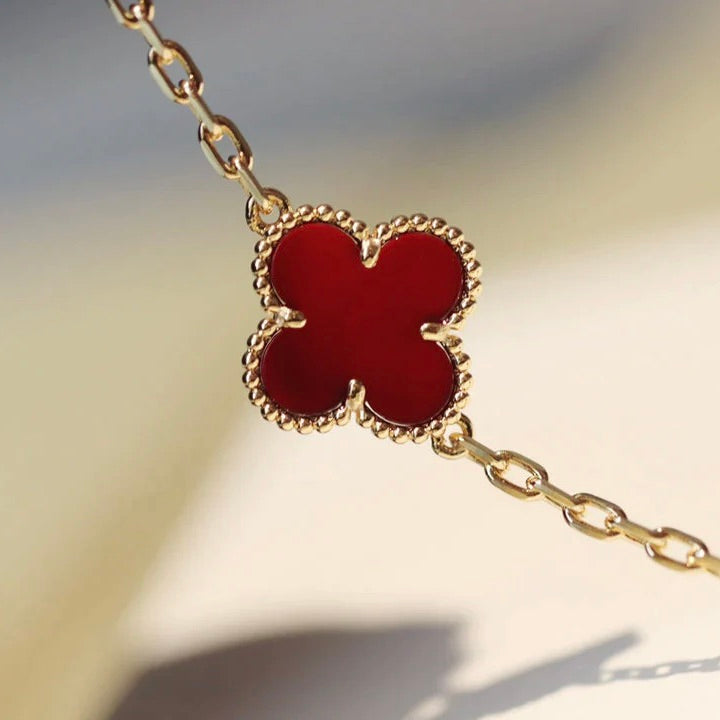 [Elowen jewels ]CLOVER 20 MOTIFS CARNELIAN NECKLACE