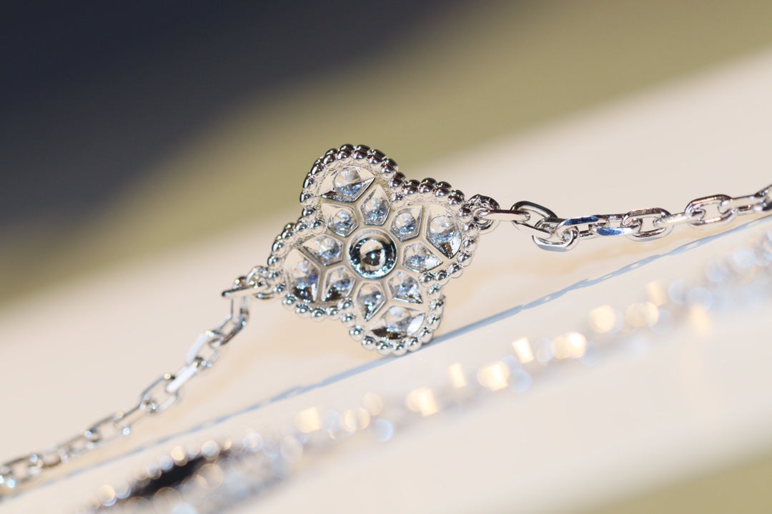 [Elowen jewels ]CLOVER 20 MOTIVE ONYX DIAMANT SILBER