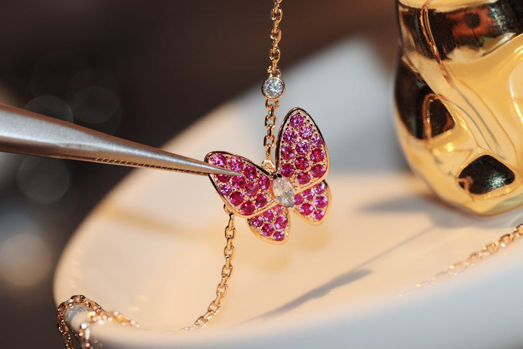 [Elowen jewels ]BUTTERFLY RED DIAMOND ROSE GOLD NECKLACE