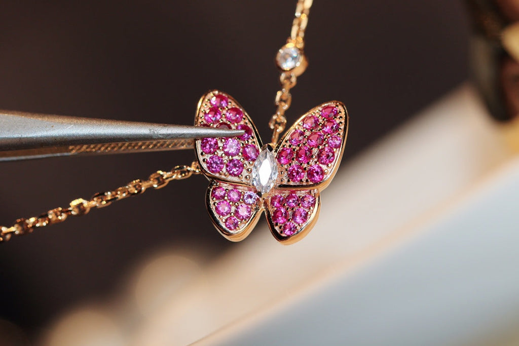 [Elowen jewels ]BUTTERFLY RED DIAMOND ROSE GOLD NECKLACE