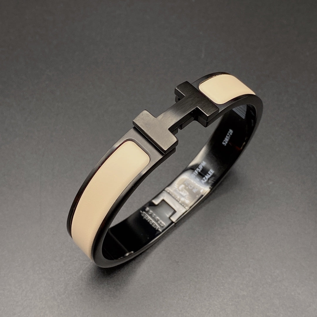 [Elowen jewels ]H-ARMBAND 12MM SCHWARZ BEIGE KERAMIK