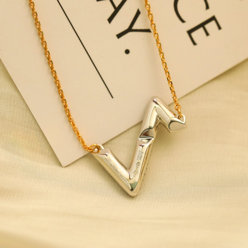 [Elowen jewels ]VOLT SILVER DIAMOND PEDANT NECKLACE