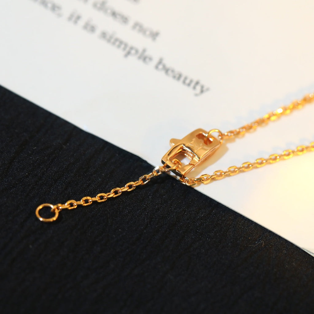 {
  "Elowen jewels ": "Elowen jewels スター＆サン ダイヤモンド ピンクゴールドネックレス"
}