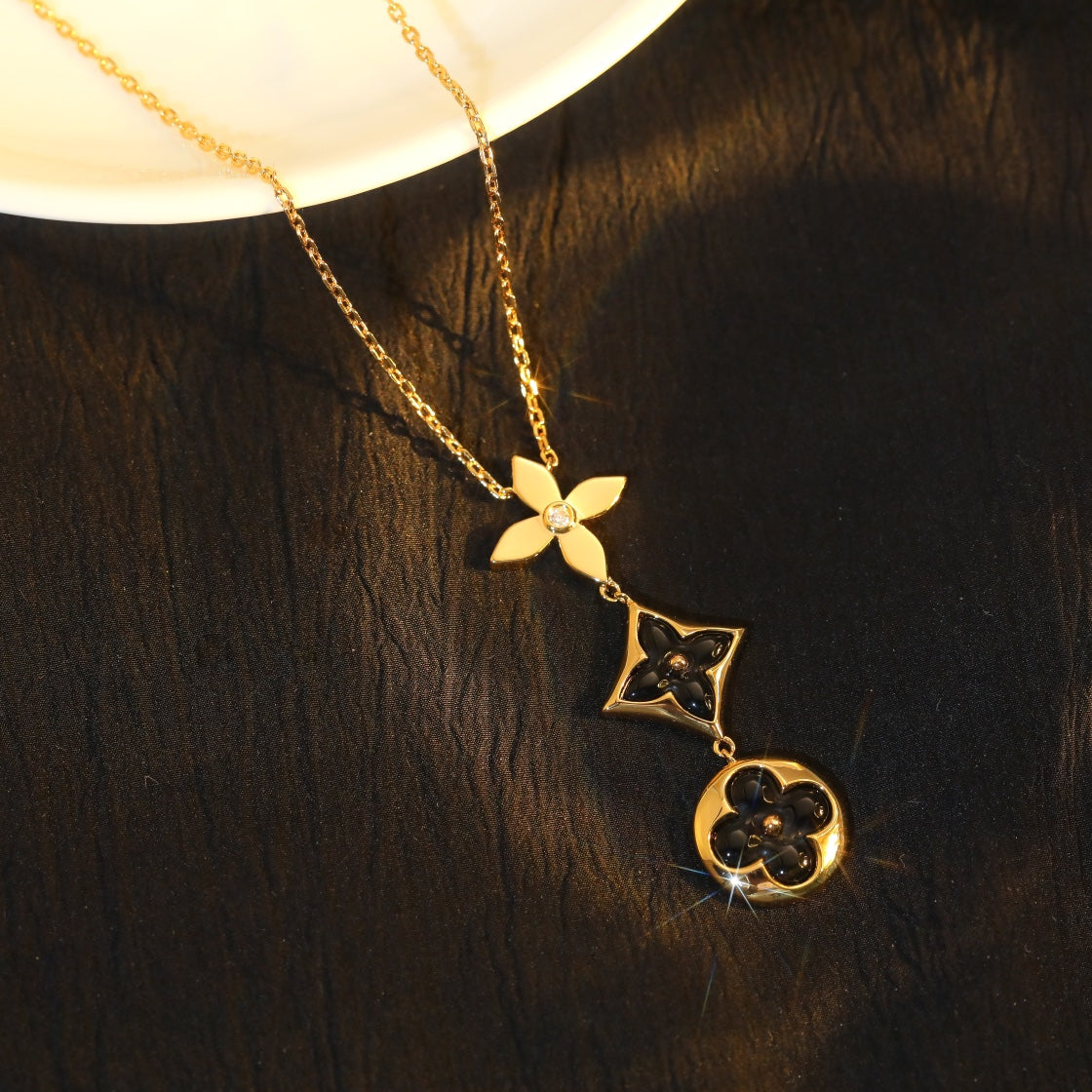 [Elowen jewels ]STAR AND SUN ONYX PINK GOLD NECKLACE