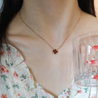 {
  "Elowen jewels": "エロウェン・ジュエルズ",
  "SUN PEDANT PINK GOLD 1 DIAMOND NECKLACE": "サン・ペンダント ピンクゴールド 1ダイヤモンド ネックレス"
}