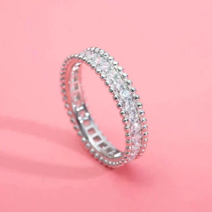 {
  "Elowen jewels": "Elowen jewels",
  "PERLEE DIAMOND SILVER RING": "ペルレ ダイヤモンド シルバーリング"
}