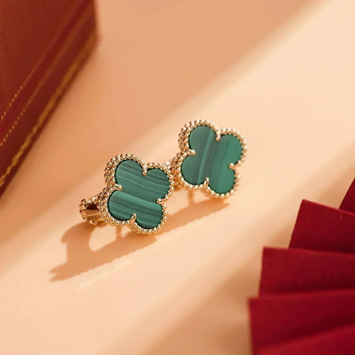 [Elowen jewels ]CLOVER MEDIUM 1 MOTIV MALACHIT OHRRINGE