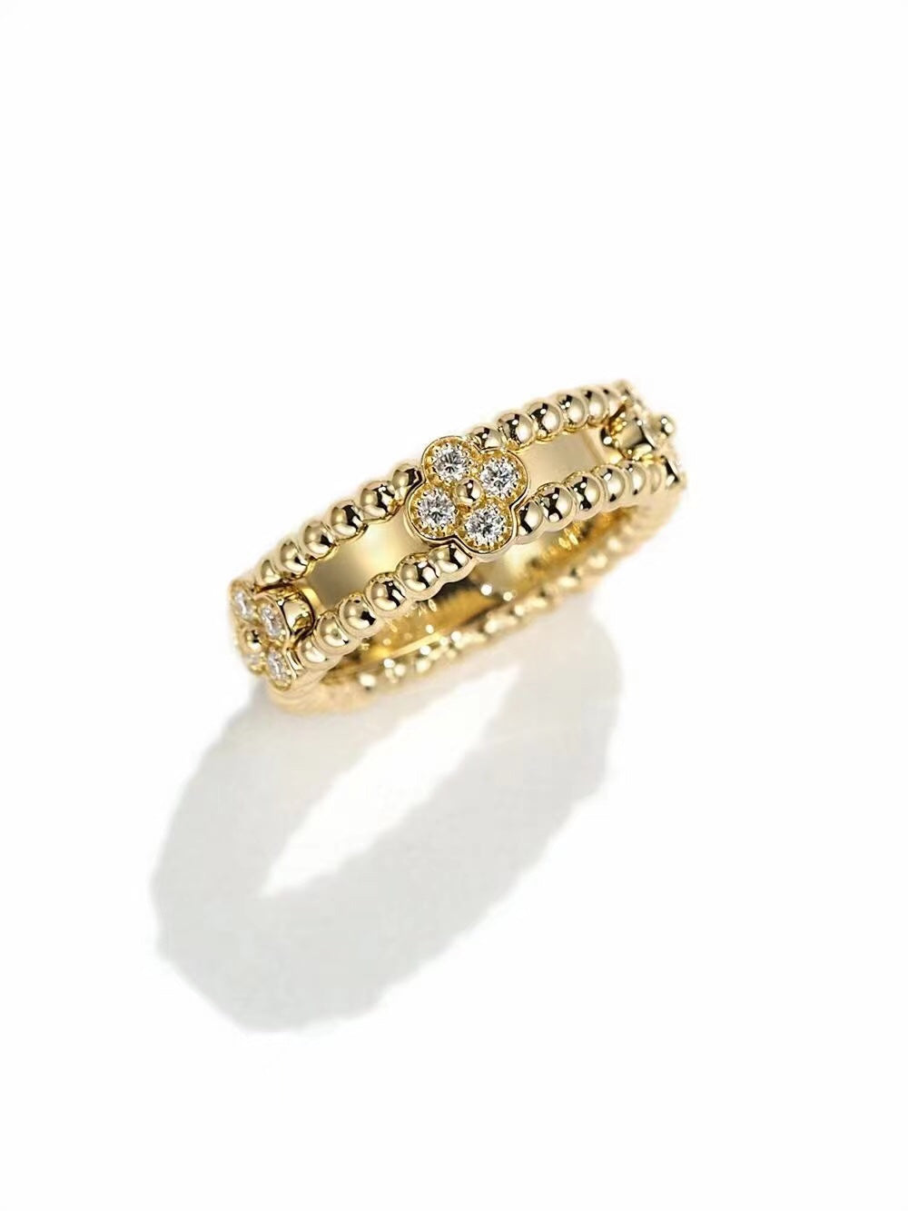 {
  "Elowen jewels ": "エローウェン・ジュエルズ",
  "PERLEE GOLD DIAMOND RING": "ペルレ ゴールド ダイヤモンド リング"
}