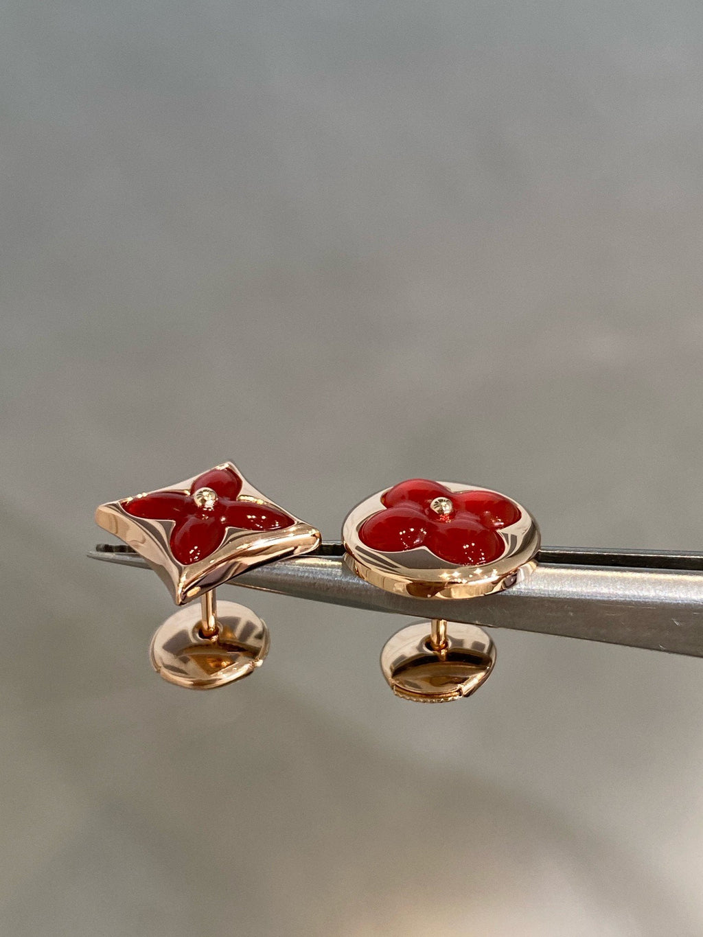 [Elowen jewels ]STAR AND SUN PINK GOLD CARNELIAN STUD EARRINGS
