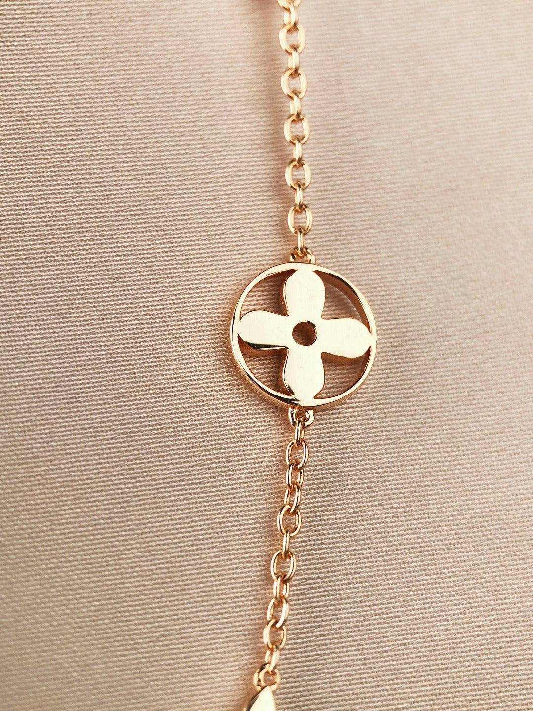 [Elowen jewels ]STAR AND SUN 7 MOTIFS GOLD BRACELET