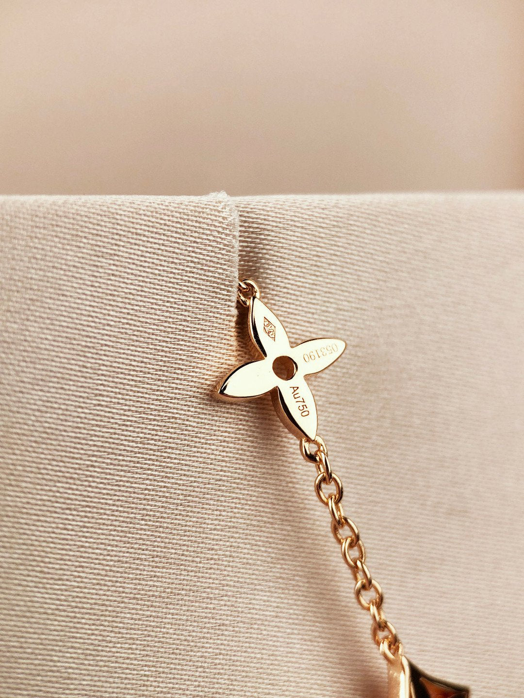[Elowen jewels ]STAR AND SUN 7 MOTIFS GOLD BRACELET