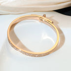 {
  "Elowen jewels ": "エローウェン・ジュエルズ",
  "KELLY BRACELET DIAMOND PAVED": "ケリー ブレスレット ダイヤモンドパヴェ"
}