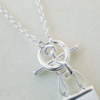 {
  "Elowen jewels": "エロウェン・ジュエルズ",
  "POP H PEDANT SILVER NECKLACE": "ポップH ペンダント シルバーネックレス"
}