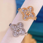 {
  "Elowen jewels": "Elowen jewels",
  "CLOVER DIAMOND RING": "クローバーダイヤモンドリング"
}