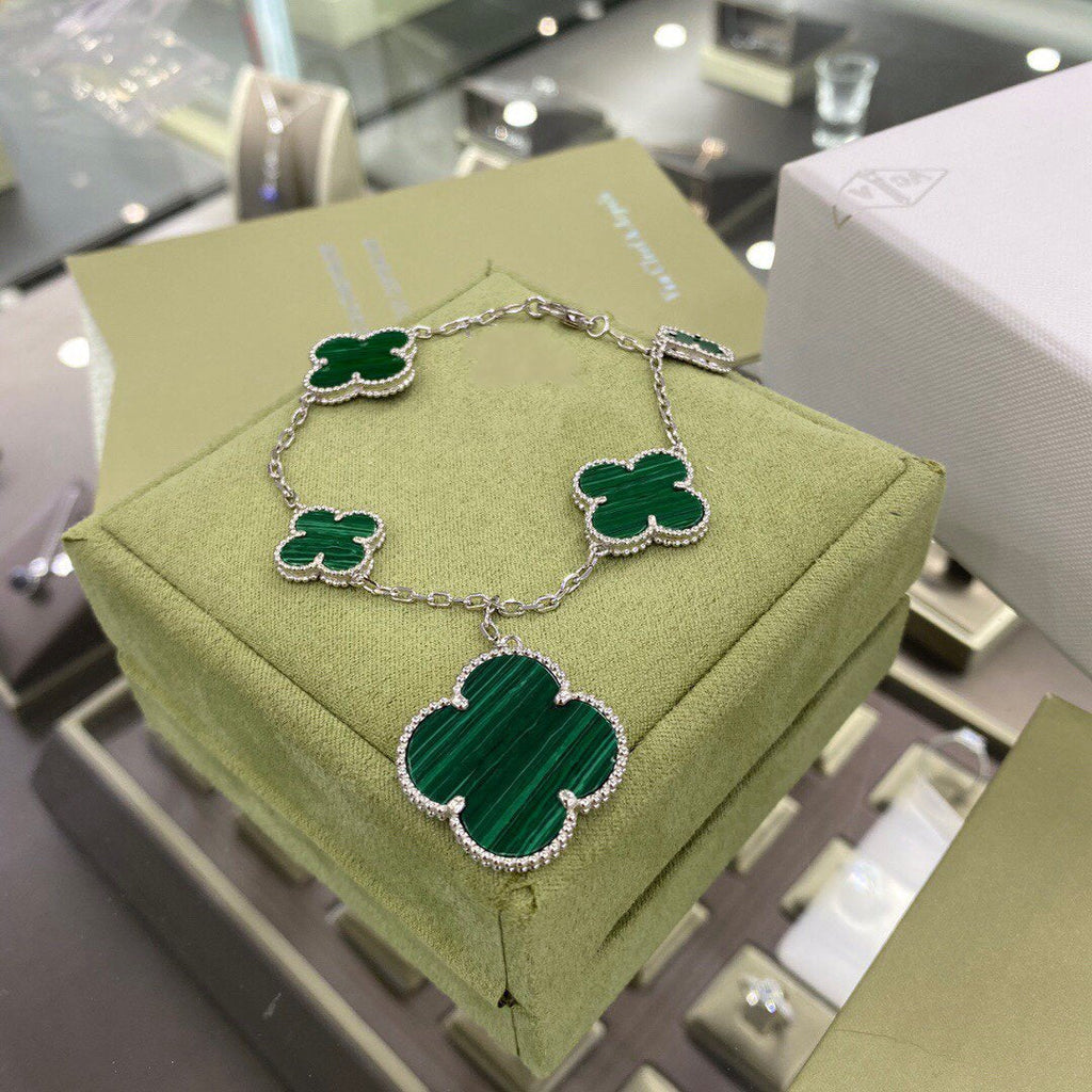 [Elowen jewels ]CLOVER ARMBAND MIT 5 MOTIVEN AUS SILBER UND MALACHIT