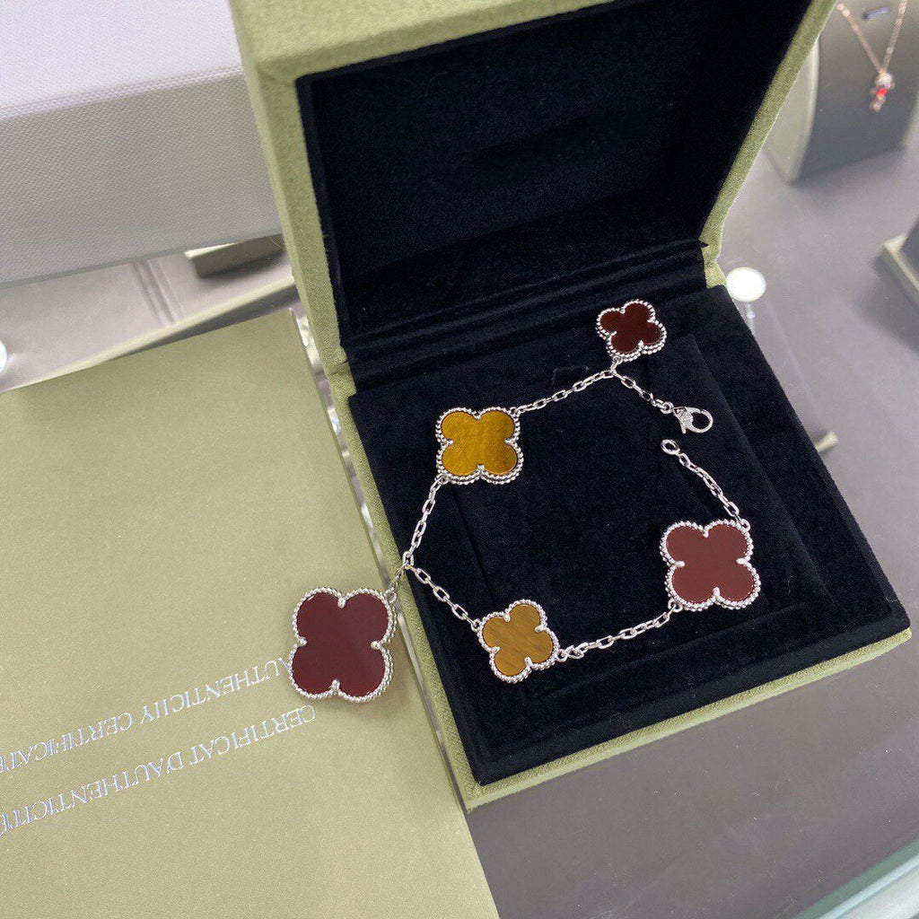 [Elowen jewels ]CLOVER 5 MOTIFS SIVLER CARNELIAN TIGER EYE BRACELET