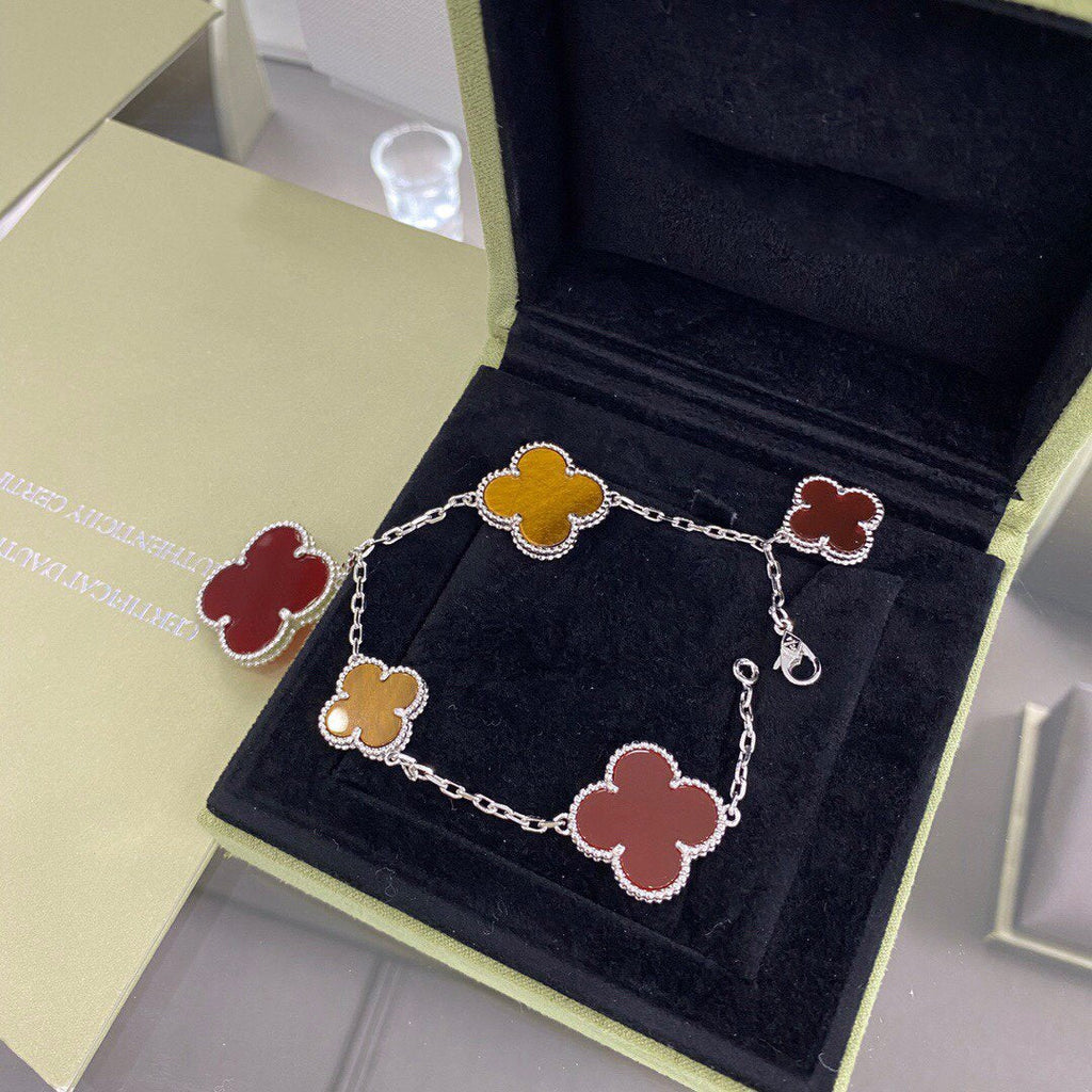 [Elowen jewels ]CLOVER 5 MOTIFS SIVLER CARNELIAN TIGER EYE BRACELET