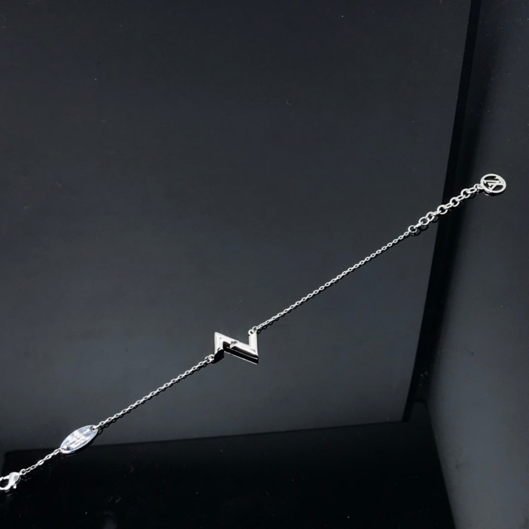 [Elowen jewels ]VOLT LV LOGO BRACELET
