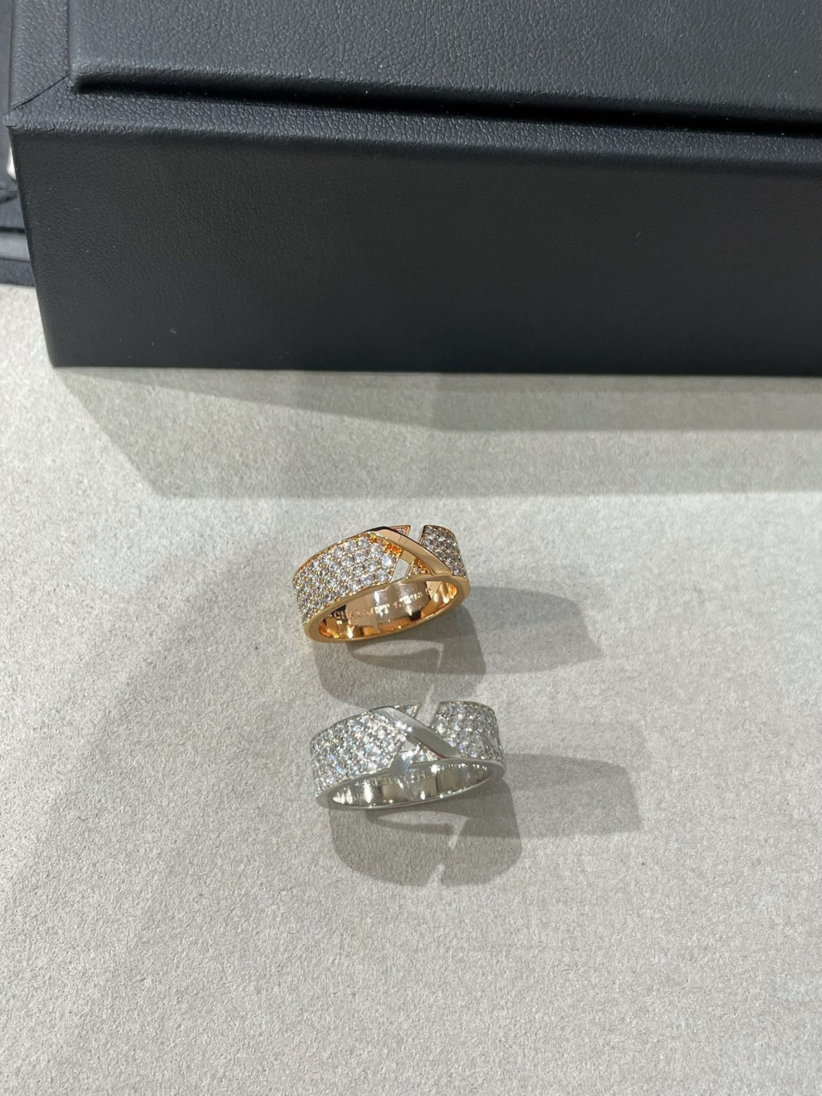 [Elowen jewels ]LIENS EVIDENCE  DIAMOND PAVED RING