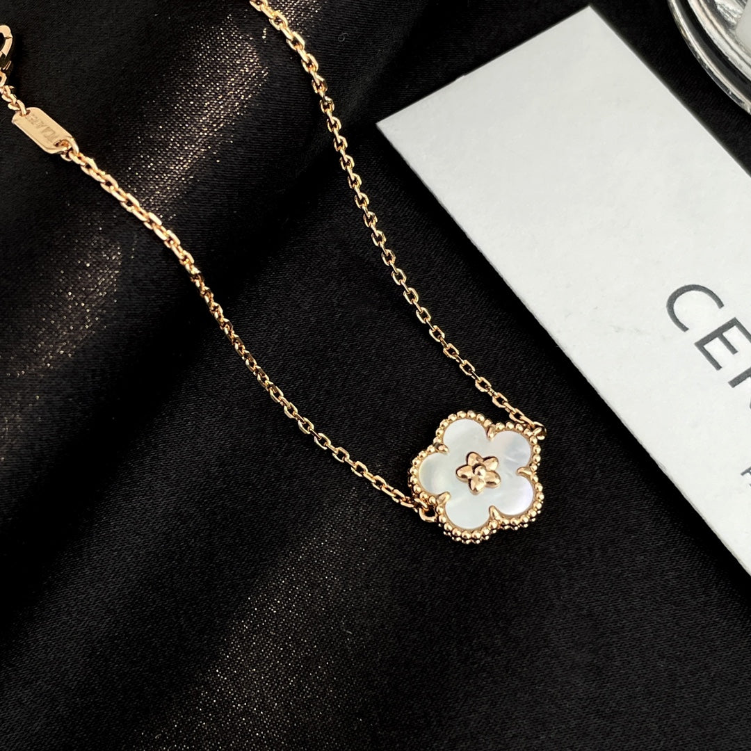 [Elowen jewels ]LUCKY SPRING ROSÉGOLD ARMBAND PERLMUTT