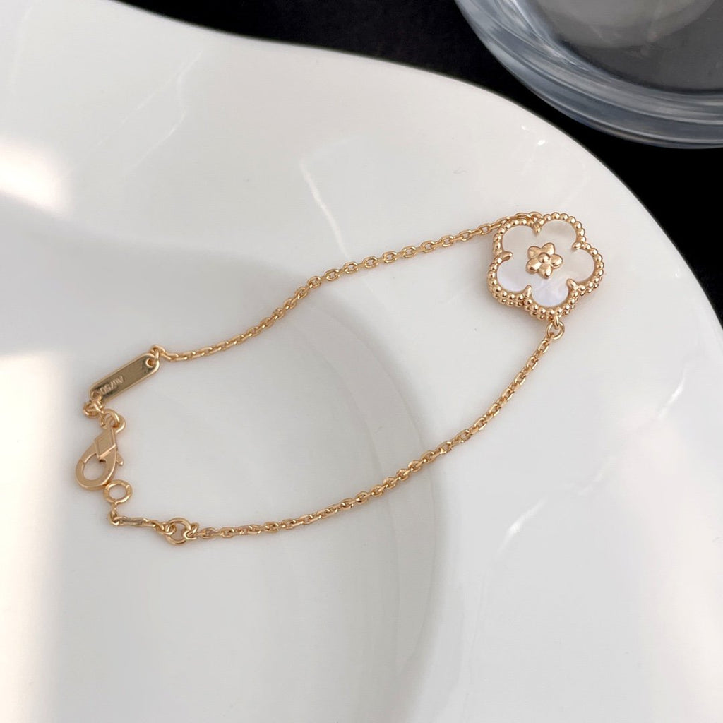 [Elowen jewels ]LUCKY SPRING ROSÉGOLD ARMBAND PERLMUTT