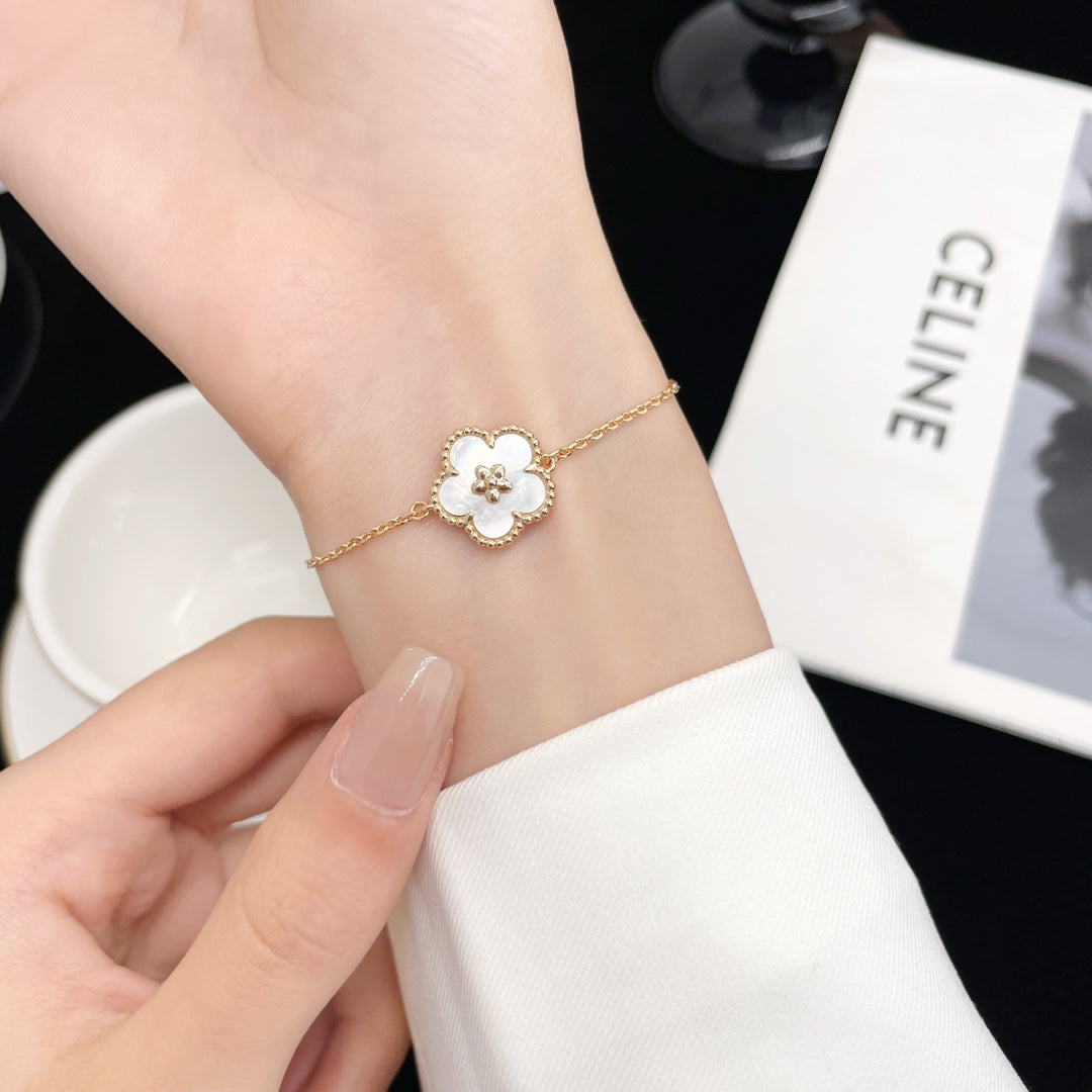[Elowen jewels ]LUCKY SPRING ROSÉGOLD ARMBAND PERLMUTT