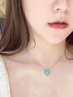 [Elowen jewels ]CLOVER 1 DIAMOND LIGHT BLUE SILVER NECKLACE