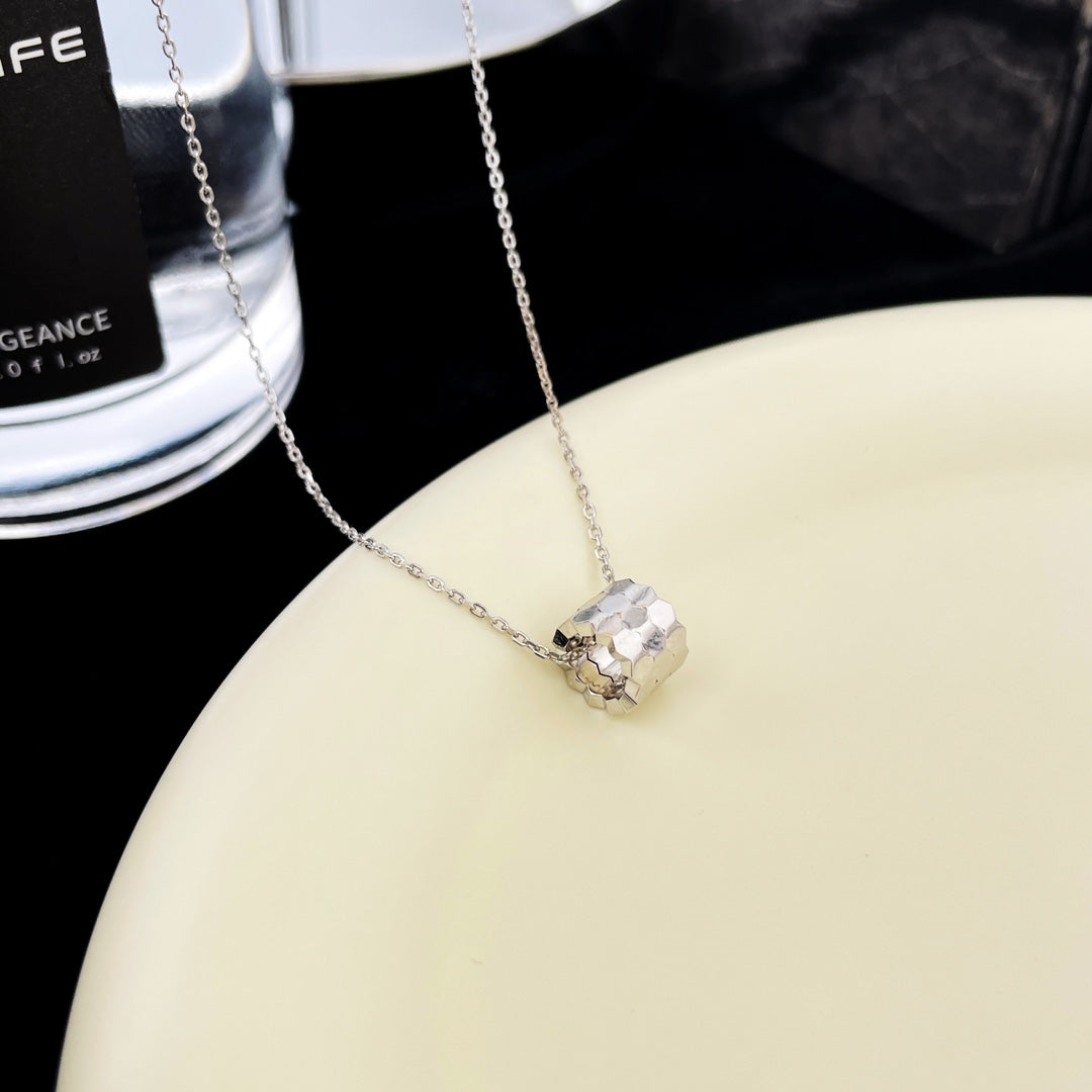 [Elowen jewels ]BEE MINI PEDANT DIAMOND NECKLACE