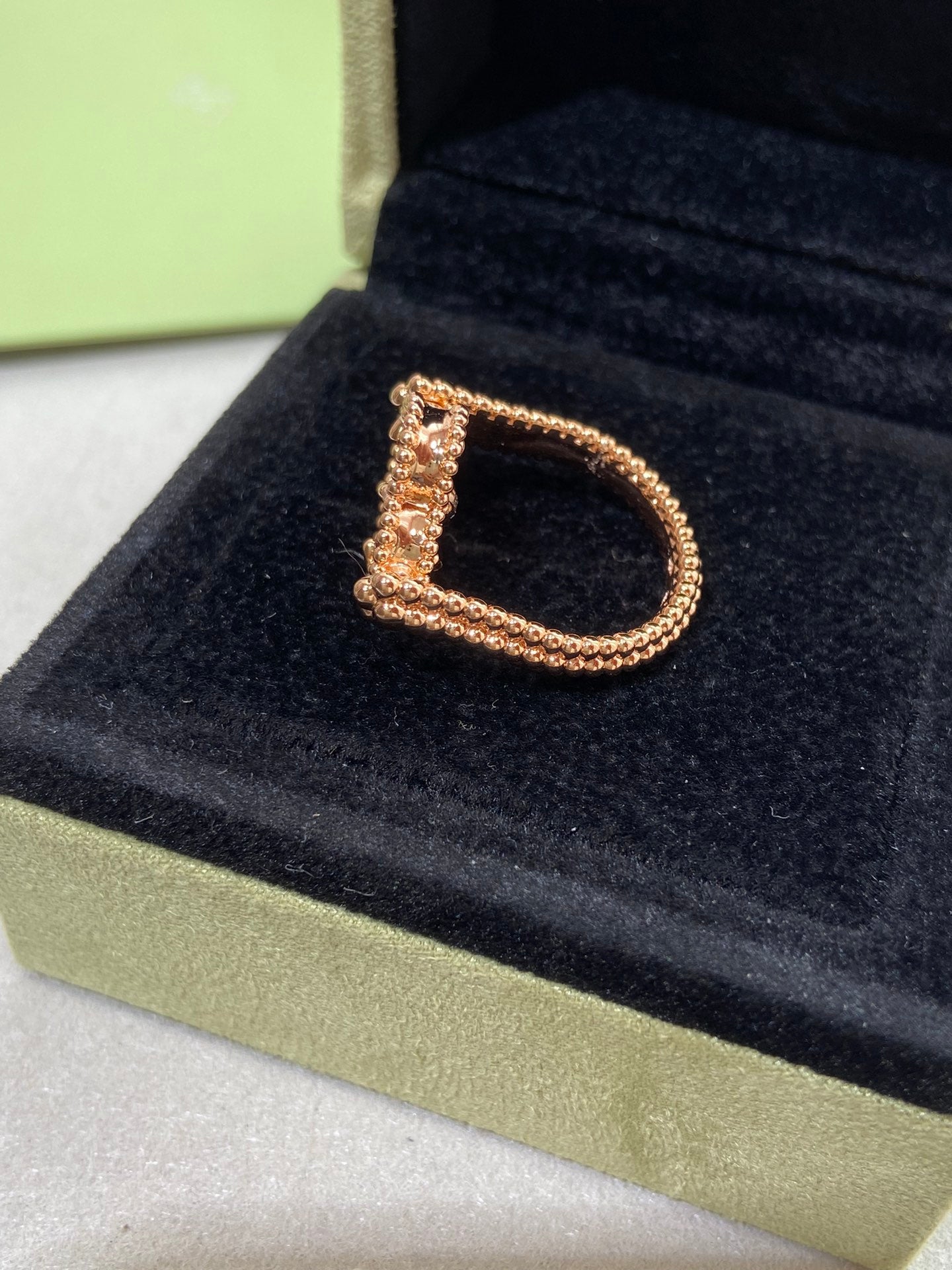 [Elowen Jewels]CLOVER RIVERSIBLE PINK GOLD RING
