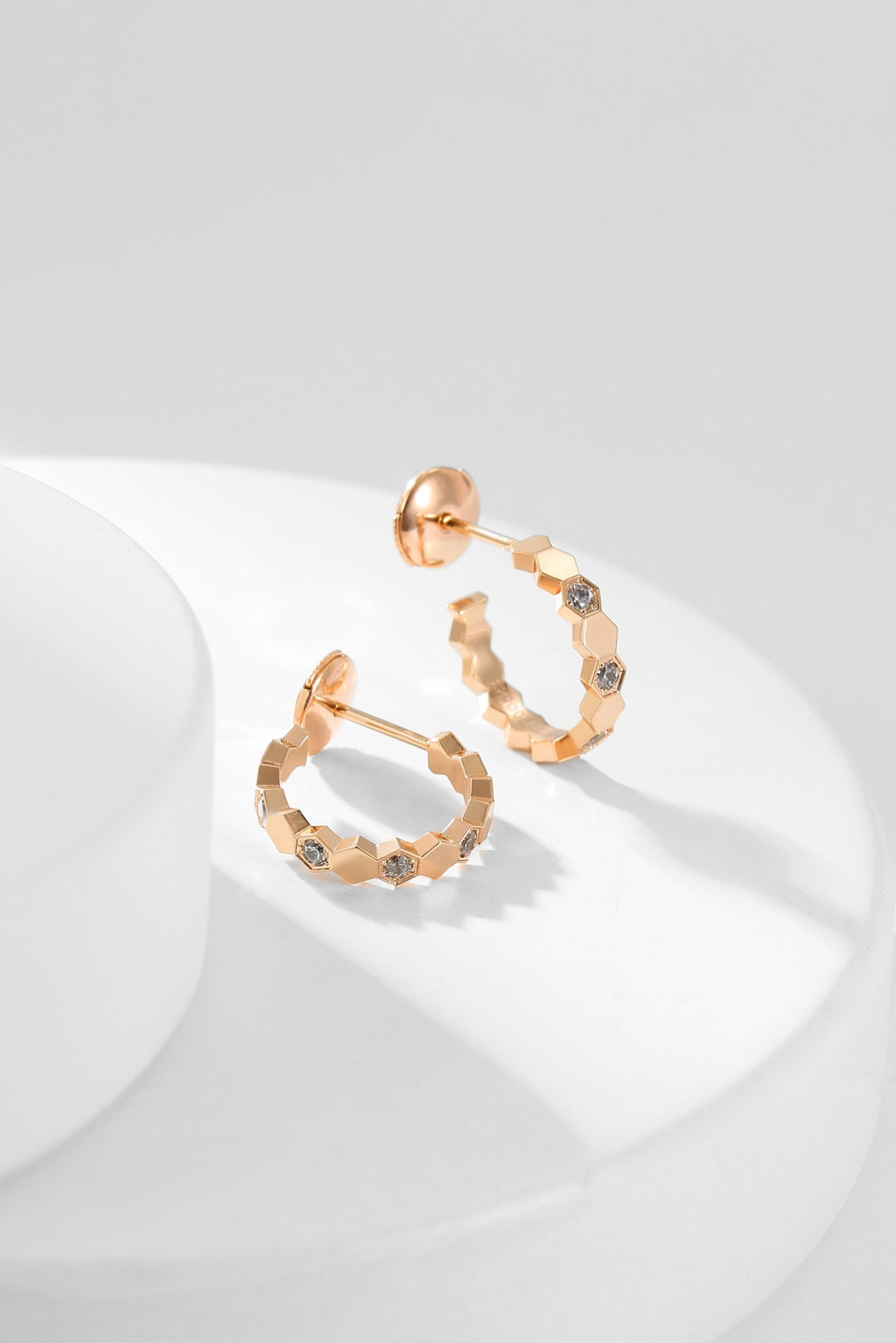 [Elowen jewels ]BEE LOVE DIAMOND HOOP EARRINGS