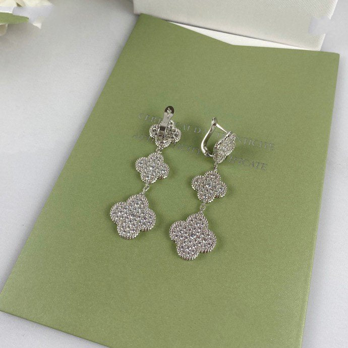 [Elowen jewels ]CLOVER 3-MOTIV DIAMANT-OHRHÄNGER SILBER