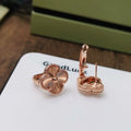 [Elowen jewels ]CLOVER MITTELGROSSE OHRSTECKER