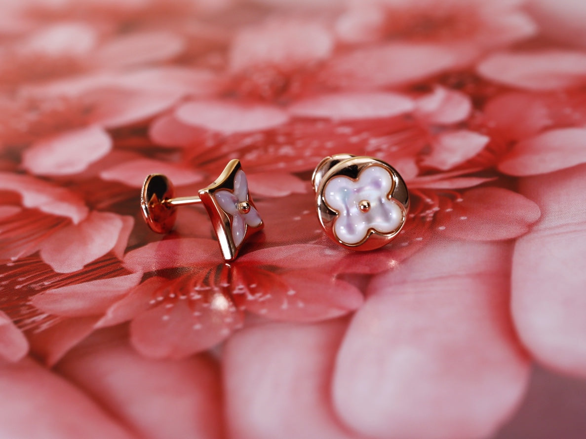[Elowen jewels ]STAR AND SUN PINK GOLD MOP STUD EARRINGS
