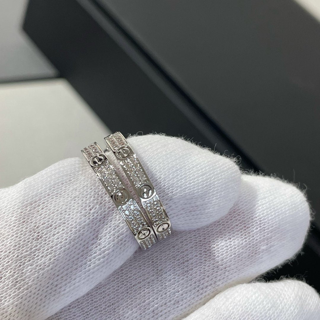 [Elowen jewels ]LOVE DIAMOND SILVER HOOP EARRINGS