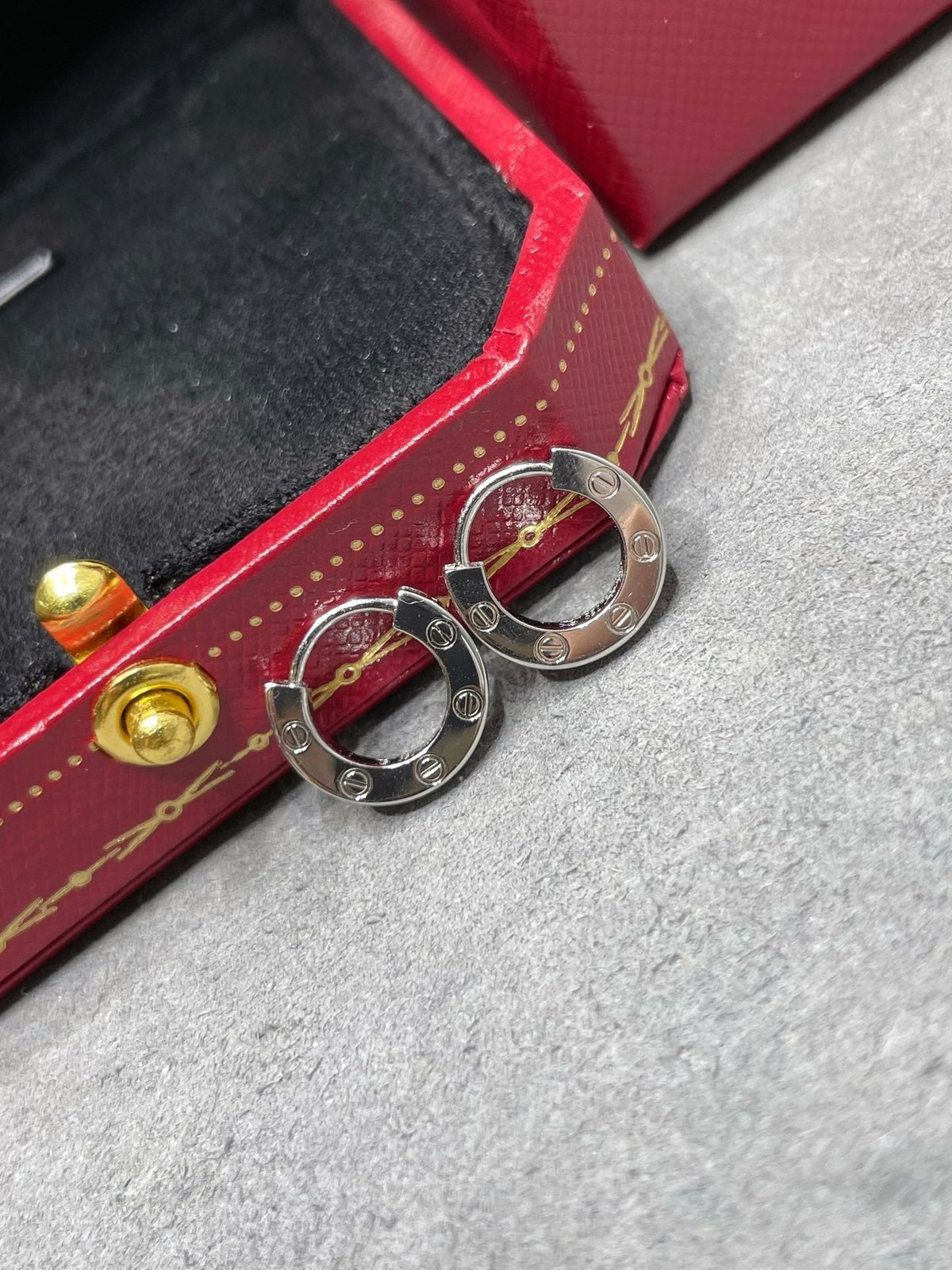 [Elowen jewels ]LOVE MINI EARRINGS