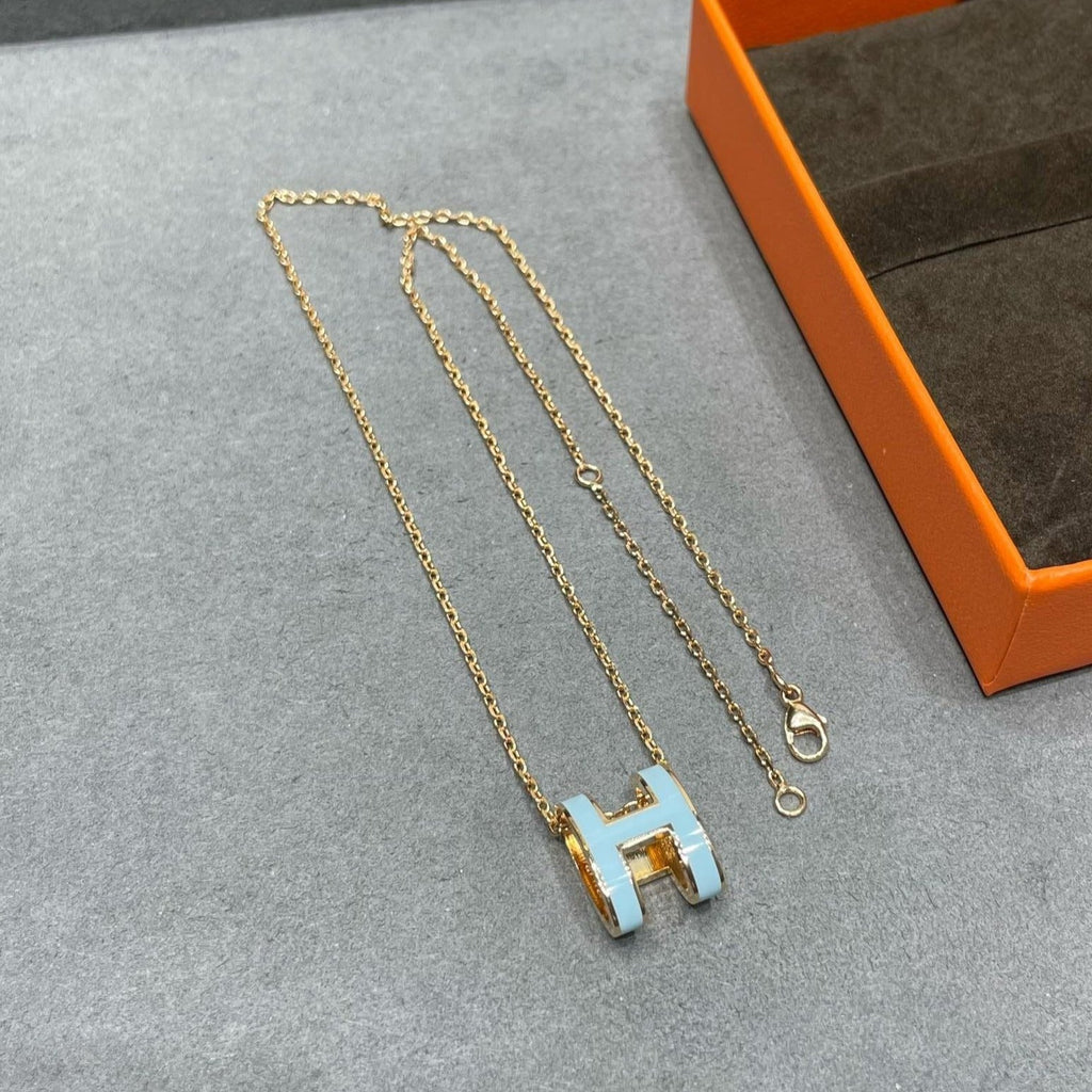 {
  "Elowen jewels": "エロウェン・ジュエルズ",
  "POP H SKY BLUE NECKLACE": "ポップH スカイブルー ネックレス"
}