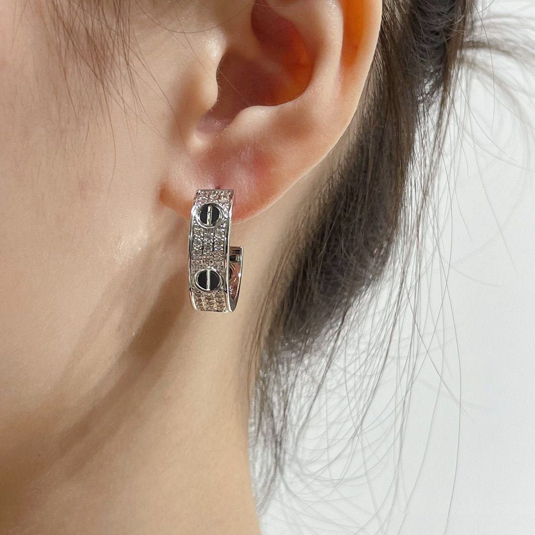[Elowen jewels ]LOVE CERAMIC DIAMOND PAVED SILVER EARRINGS