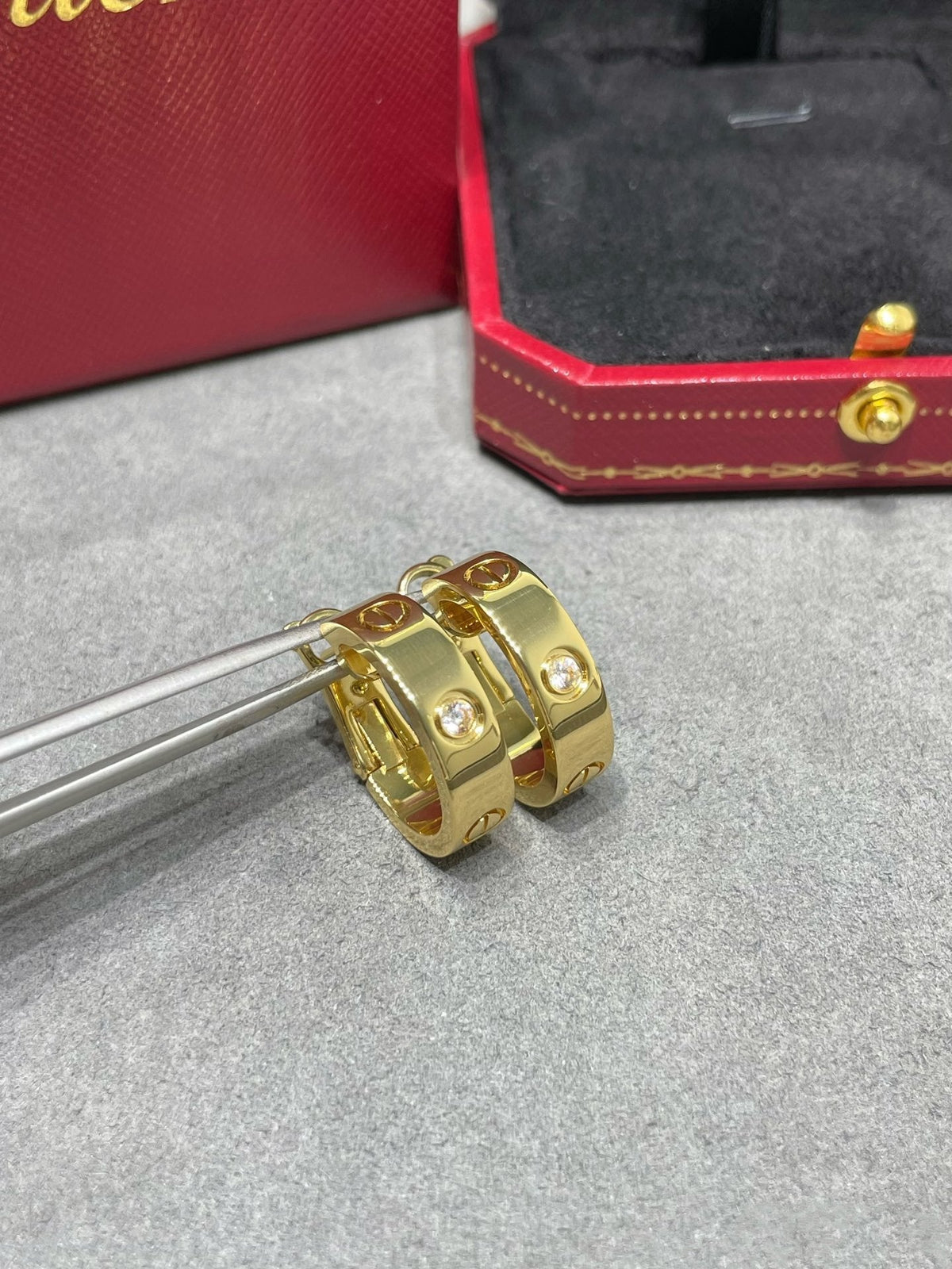 [Elowen jewels ]LOVE 5.5MM 1 DIAMOND EARRINGS