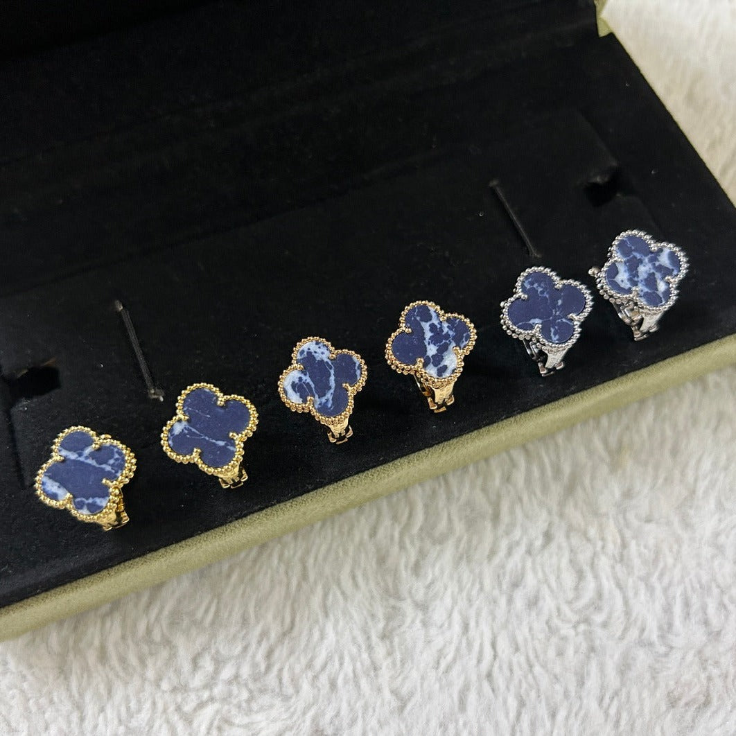 [Elowen jewels ]CLOVER PIETERSITE MEDIUM STUD EARRINGS
