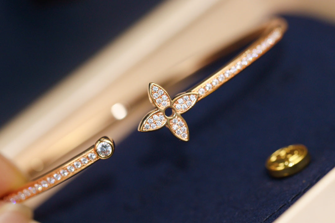 [Elowen jewels ]IDYLLE PINK GOLD OPEN BRACELET DIAMOND PAVED