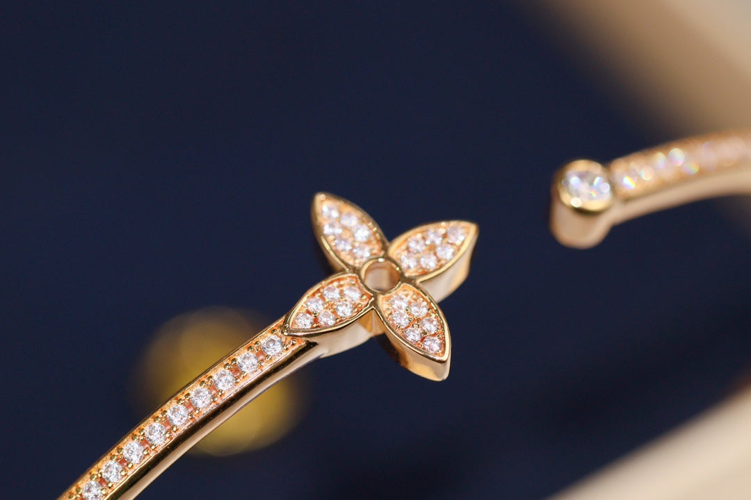 [Elowen jewels ]IDYLLE PINK GOLD OPEN BRACELET DIAMOND PAVED