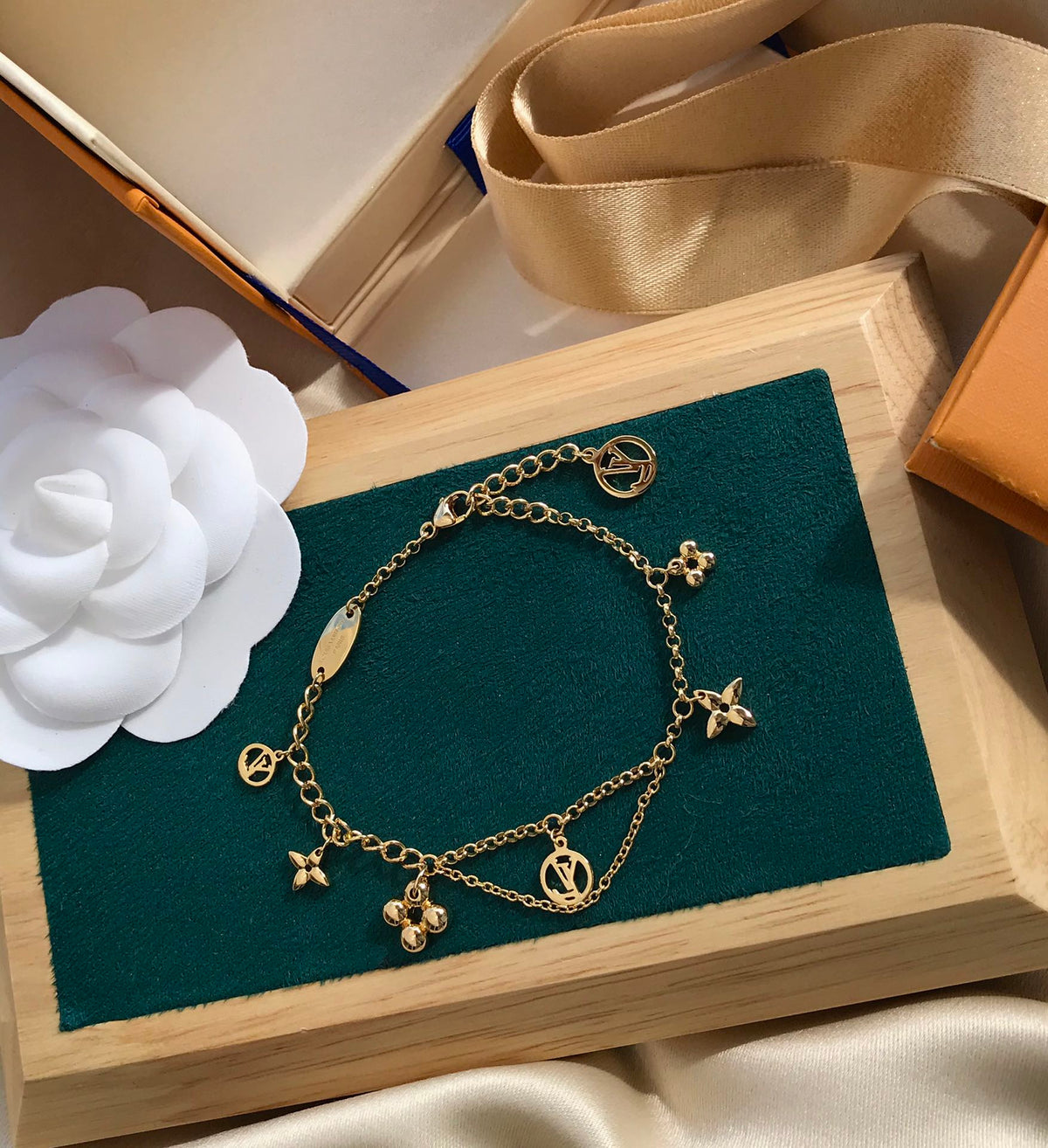 [Elowen jewels ]BLOOMING PINK GOLD MOP BRACELET