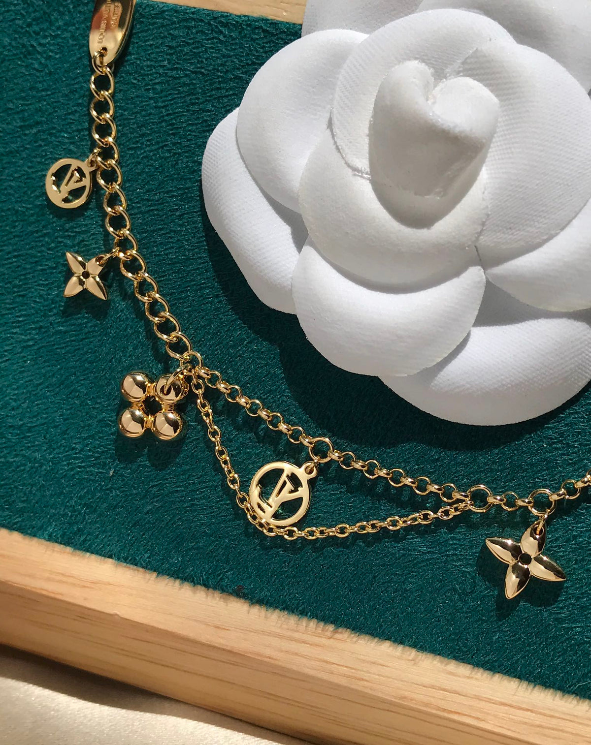 [Elowen jewels ]BLOOMING PINKGOLD-ARMBAND MIT PERLMUTT