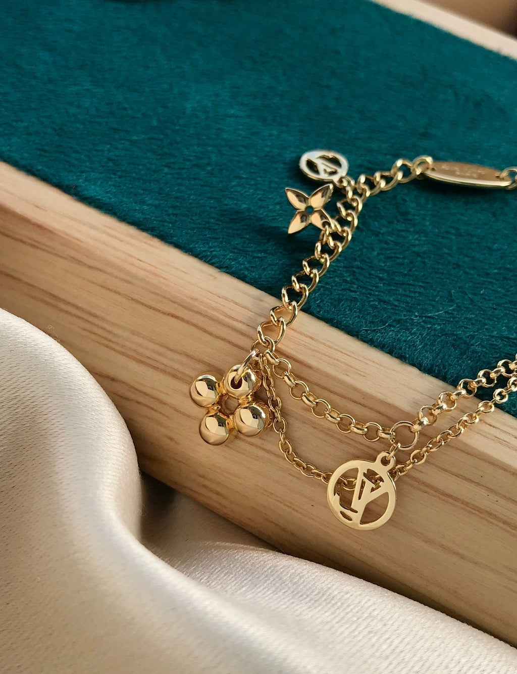 [Elowen jewels ]BLOOMING PINKGOLD-ARMBAND MIT PERLMUTT