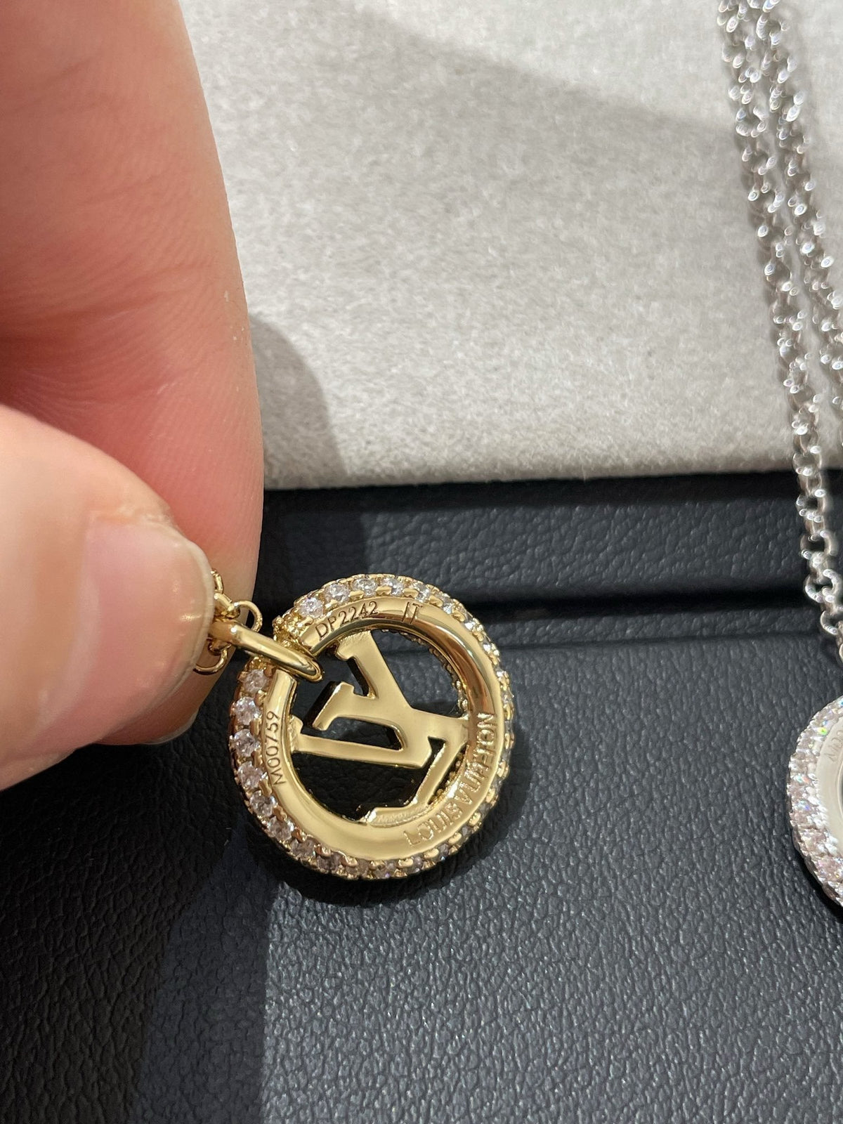 [Elowen jewels ]BY NIGHT DIAMOND PAVED NECKLACE