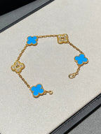 [Elowen jewels ] KOLLEKTION CLOVER 5 MOTIV ARMBAND MIT BLAUEM ACHAT