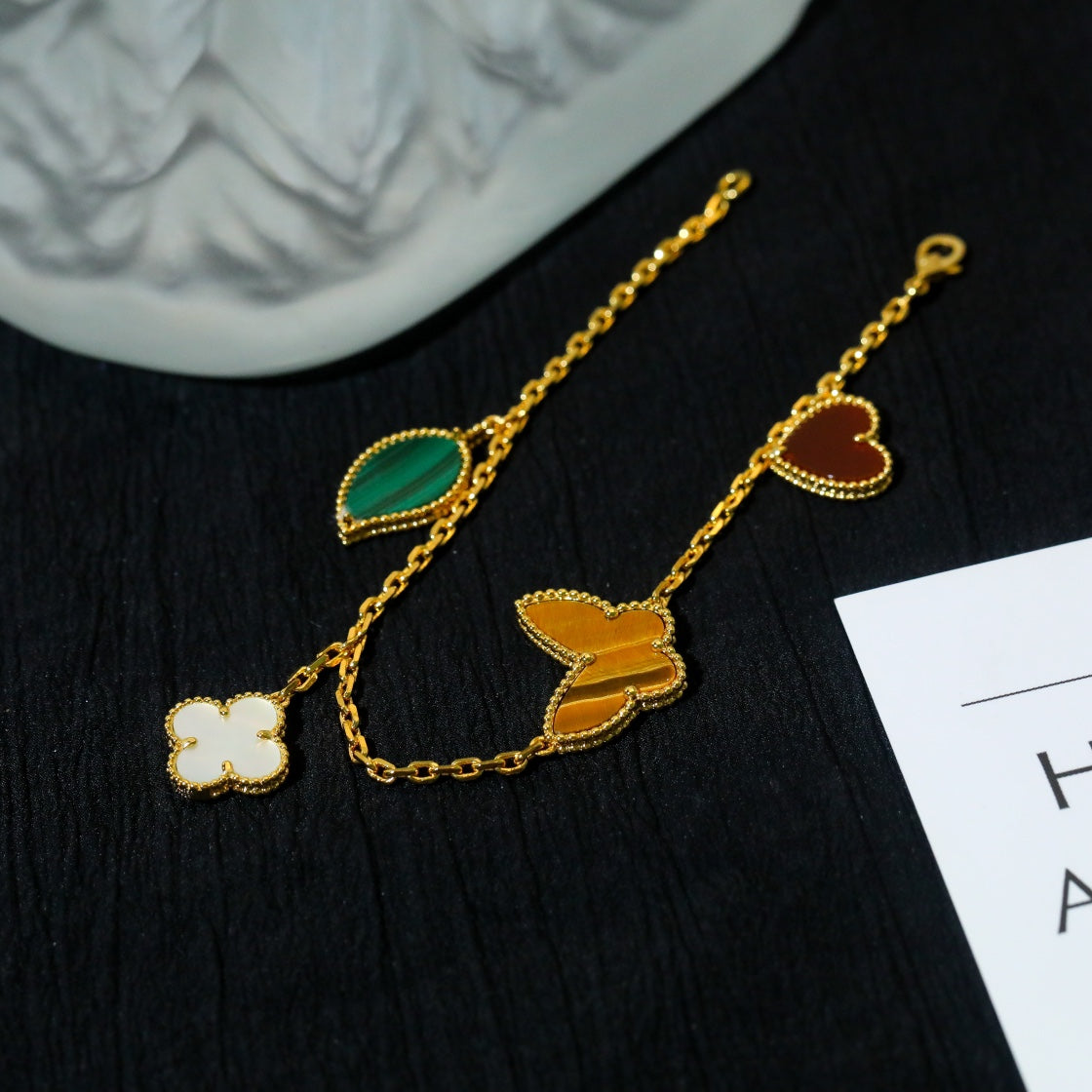 [Elowen jewels ]ラッキースプリング 5モチーフ ゴールドブレスレット