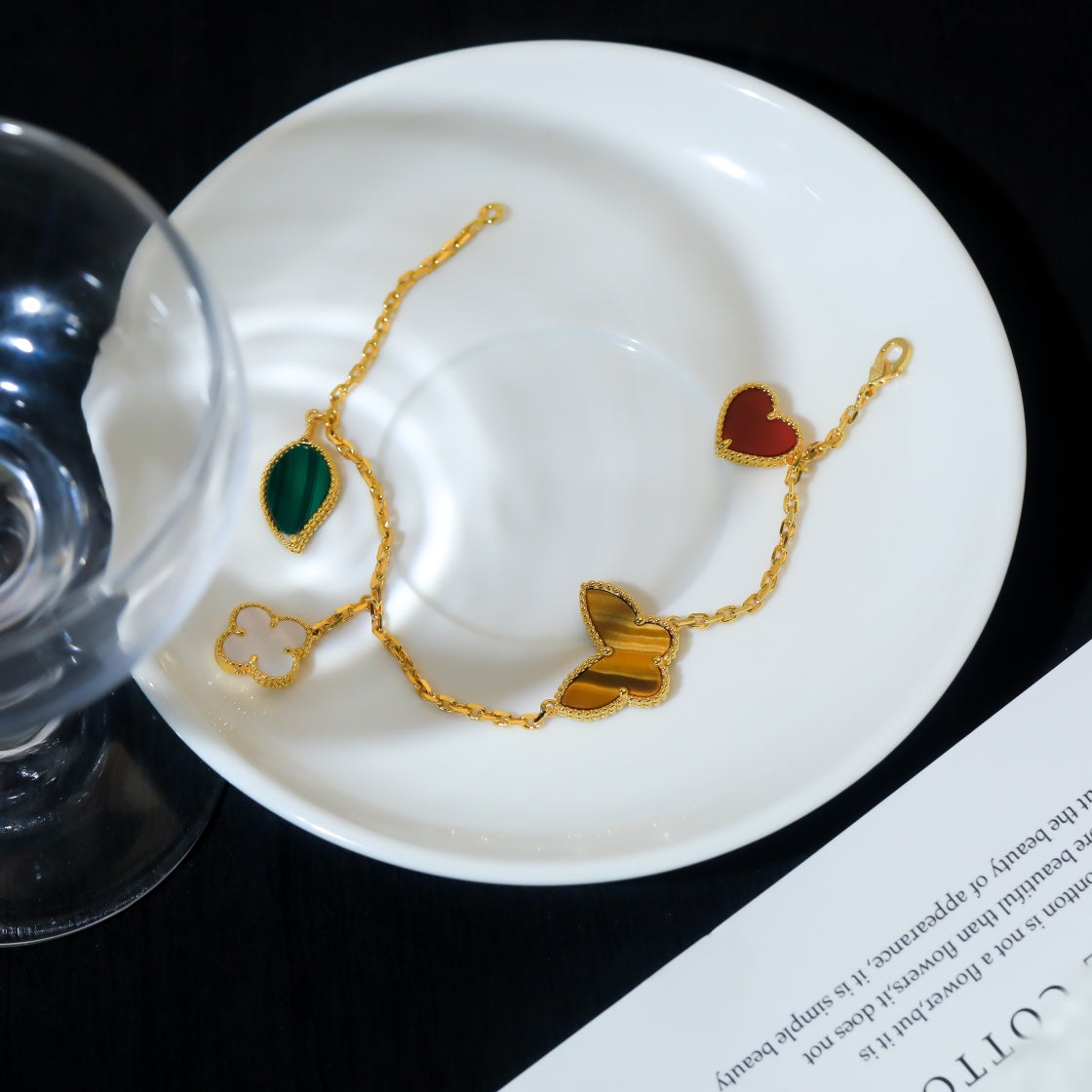 [Elowen jewels ]ラッキースプリング 5モチーフ ゴールドブレスレット